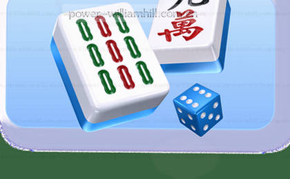 电脑屏幕前,数据分析师指着趋势图中突然跃升的蓝色曲线。